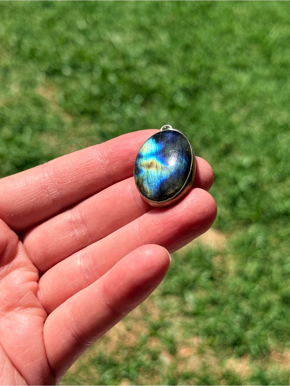 Labradorite pendant